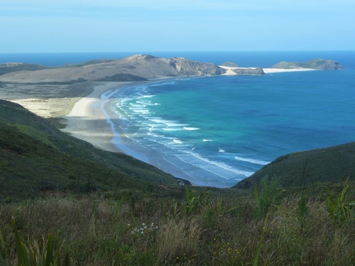 Cape-Reinga-And-Spirits-Bay-Maori-Legend-New-Zealand-1600x1200